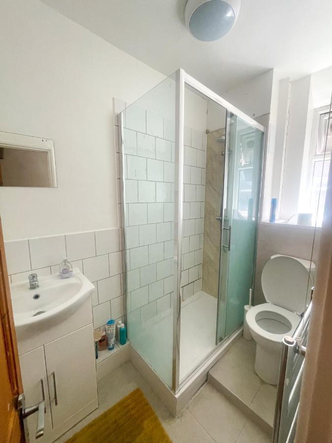 Ferienwohnung Flat 76 Felbridge House London Exterior foto