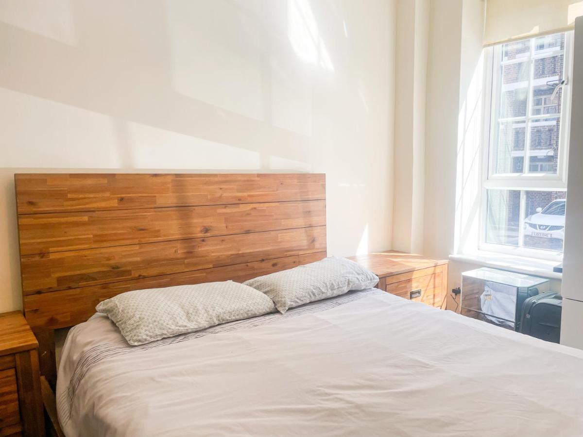 Ferienwohnung Flat 76 Felbridge House London Exterior foto